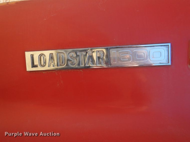 image for item DN0049 1975 International 1600  grain truck