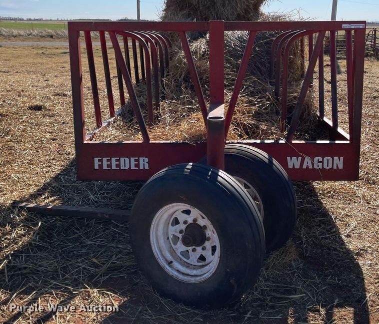 image for item EX9666 Hay bale feeder wagon