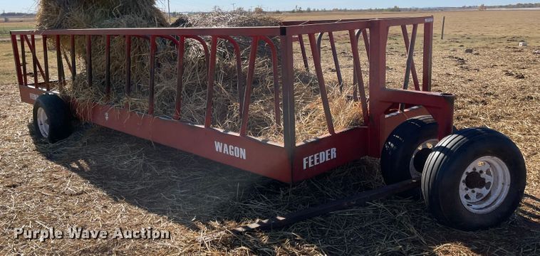 image for item EX9666 Hay bale feeder wagon