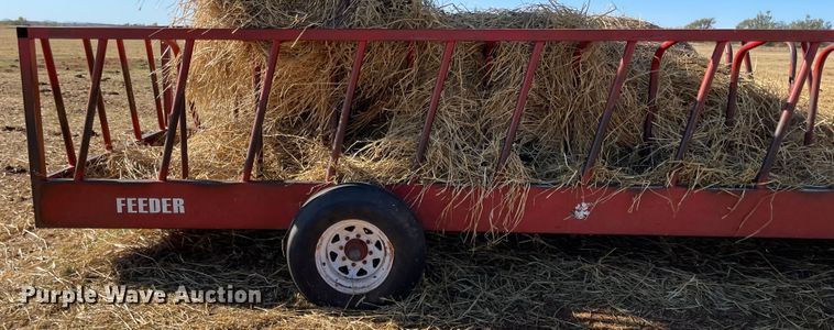 image for item EX9666 Hay bale feeder wagon