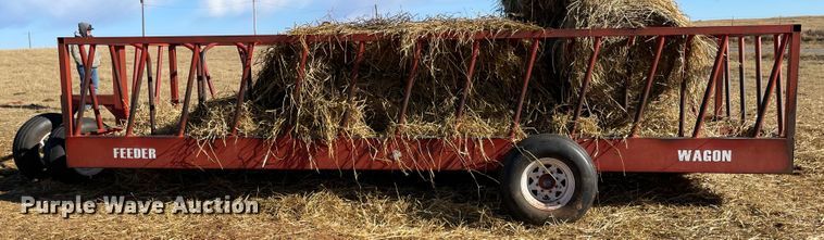 image for item EX9666 Hay bale feeder wagon