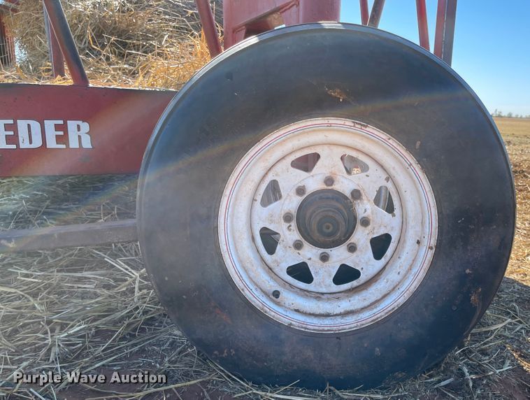 image for item EX9666 Hay bale feeder wagon