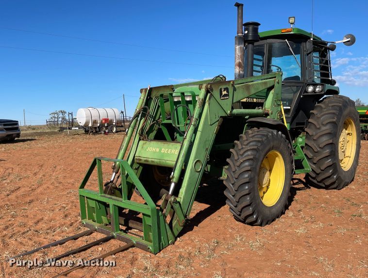 image for item IK9680 1983 John Deere 4450  MFWD tractor
