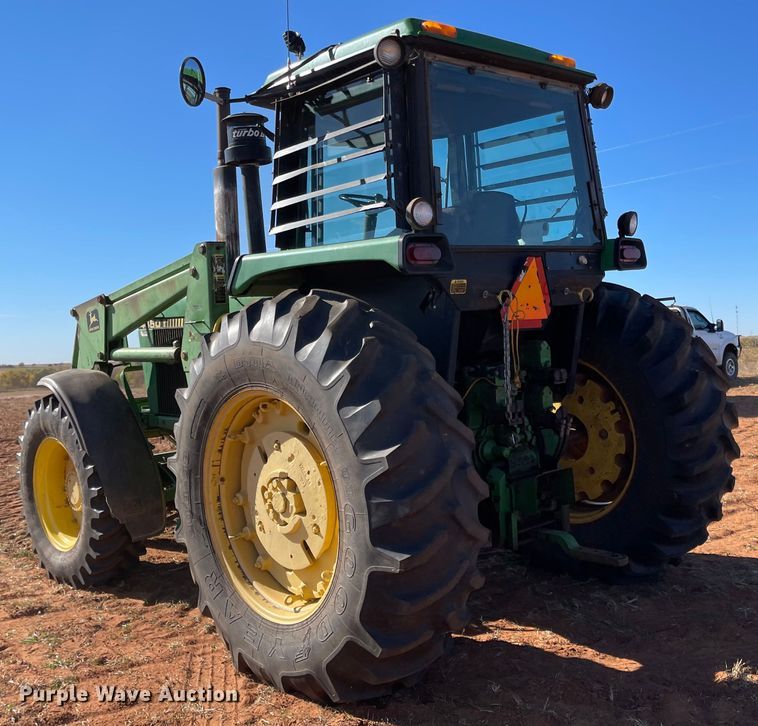 image for item IK9680 1983 John Deere 4450  MFWD tractor