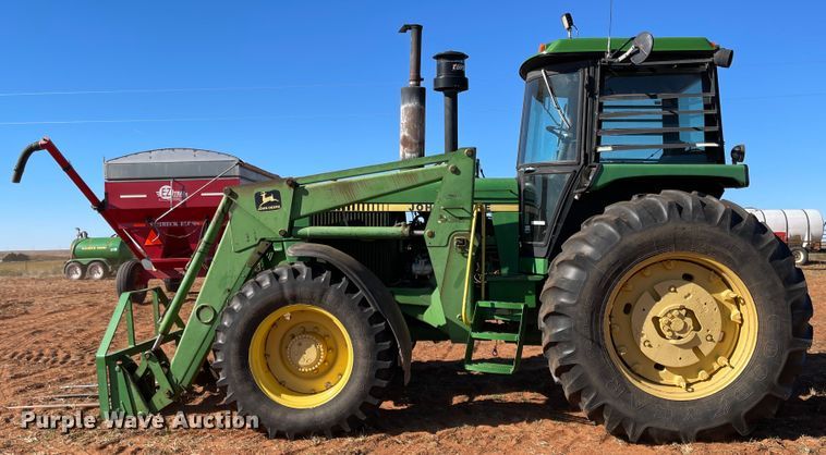 image for item IK9680 1983 John Deere 4450  MFWD tractor