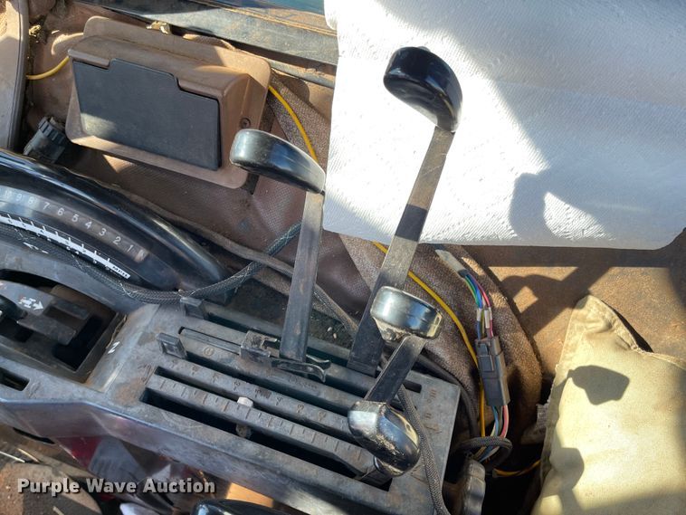 image for item IK9680 1983 John Deere 4450  MFWD tractor