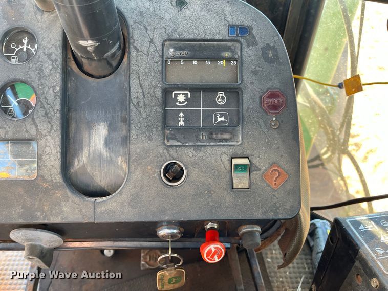 image for item IK9680 1983 John Deere 4450  MFWD tractor