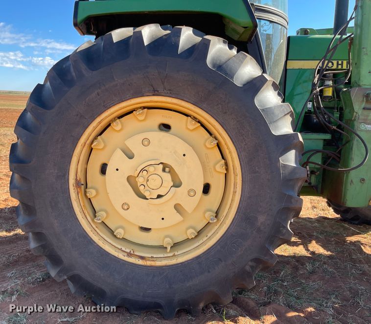 image for item IK9680 1983 John Deere 4450  MFWD tractor