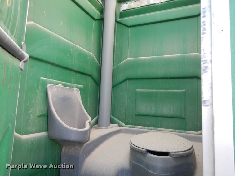 image for item DF0300 2015 Tiger  porta-potty refuse trailer