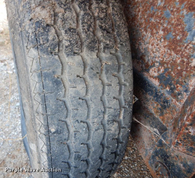 image for item DF0300 2015 Tiger  porta-potty refuse trailer