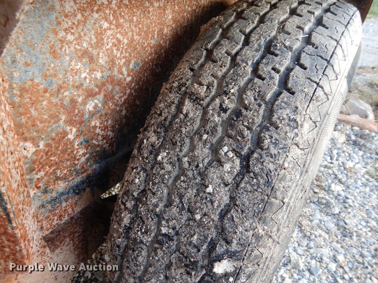 image for item DF0300 2015 Tiger  porta-potty refuse trailer