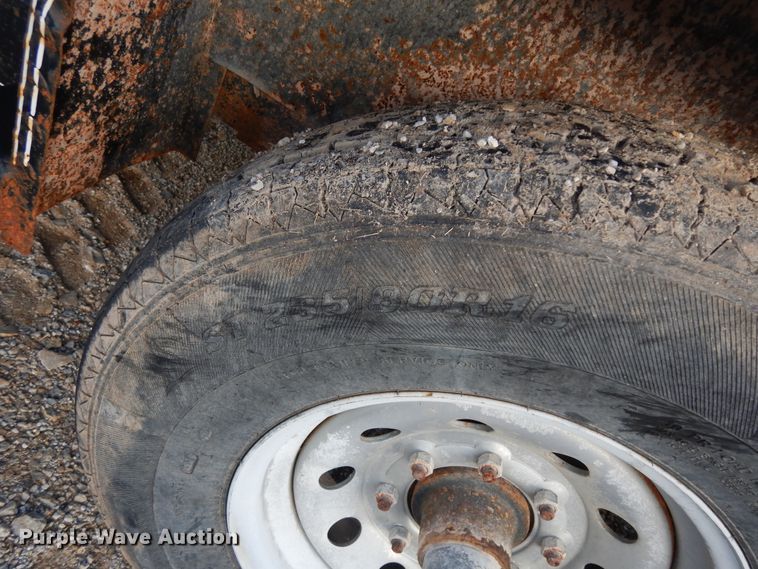 image for item DF0300 2015 Tiger  porta-potty refuse trailer