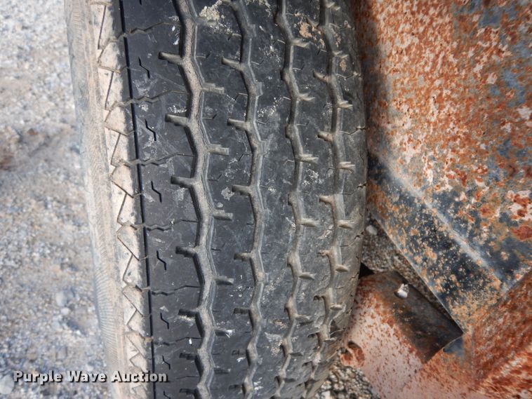 image for item DF0300 2015 Tiger  porta-potty refuse trailer