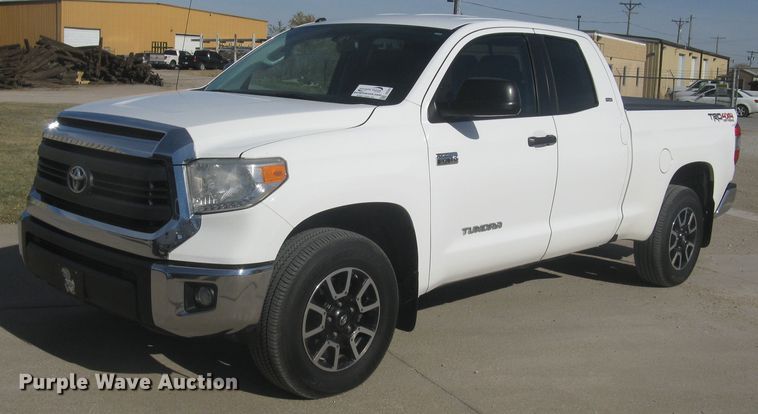 image for item DG5323 2014 Toyota Tundra SR5  Double Cab pickup truck