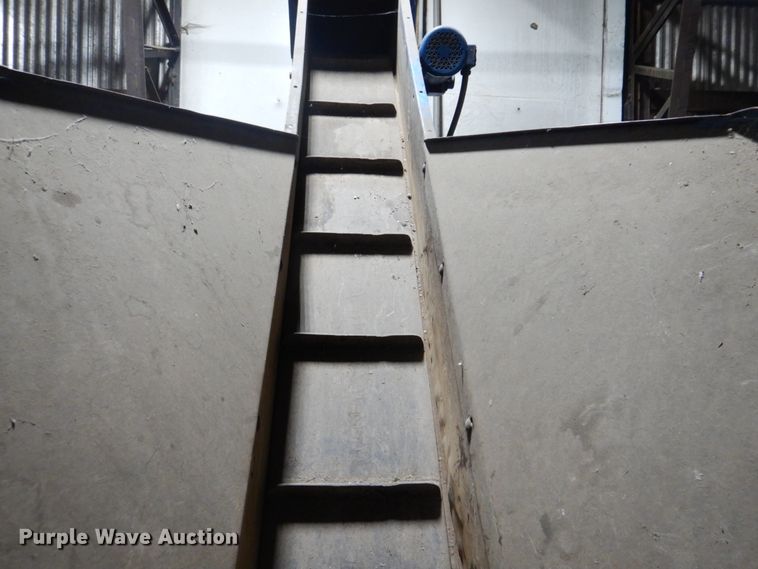 image for item DH8008 Mosley M1300  aluminum can baler compactor