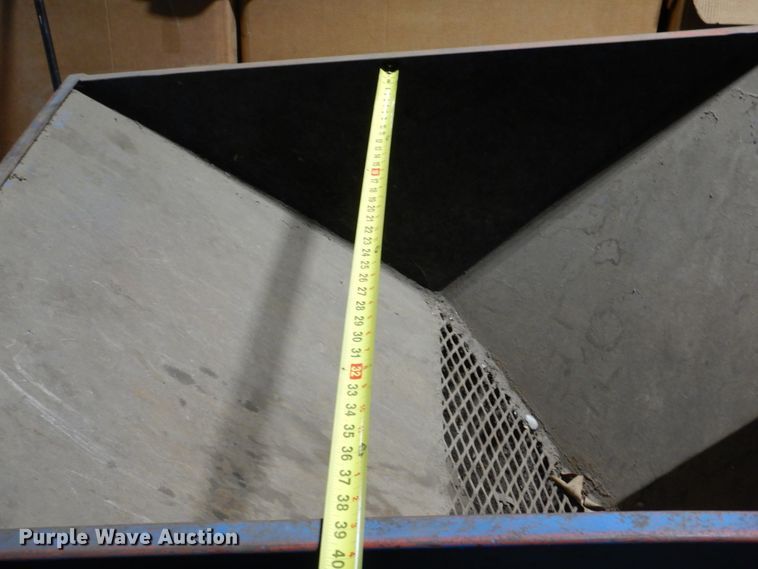 image for item DH8008 Mosley M1300  aluminum can baler compactor