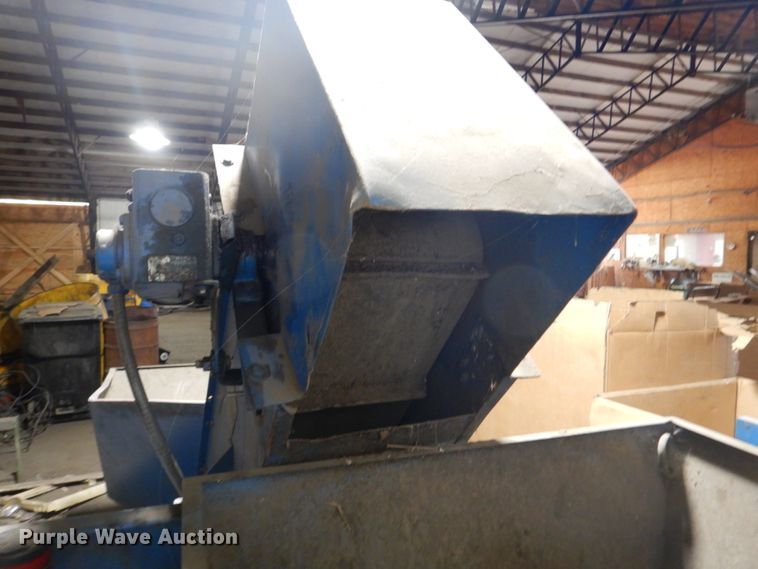 image for item DH8008 Mosley M1300  aluminum can baler compactor