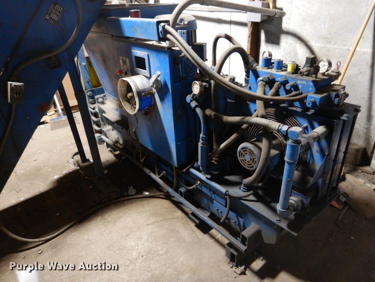 image for item DH8008 Mosley M1300  aluminum can baler compactor