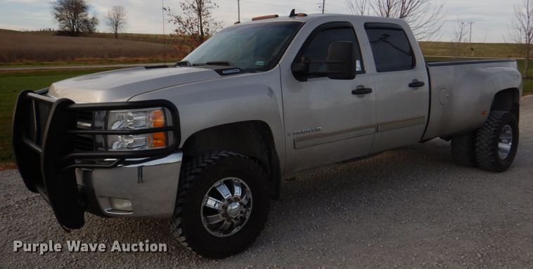 image for item DH8038 2009 Chevrolet Silverado 3500HD  Crew Cab pickup truck