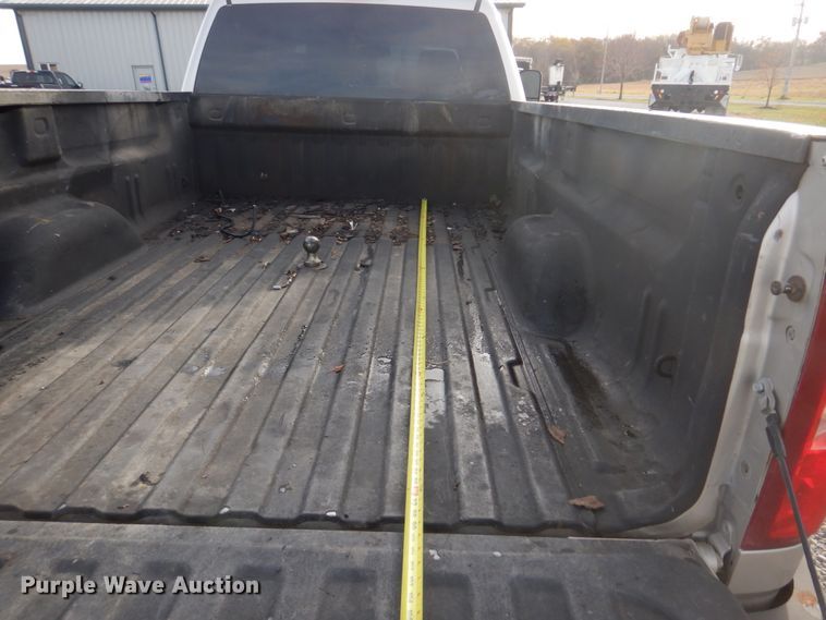 image for item DH8038 2009 Chevrolet Silverado 3500HD  Crew Cab pickup truck