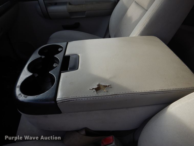 image for item DH8038 2009 Chevrolet Silverado 3500HD  Crew Cab pickup truck