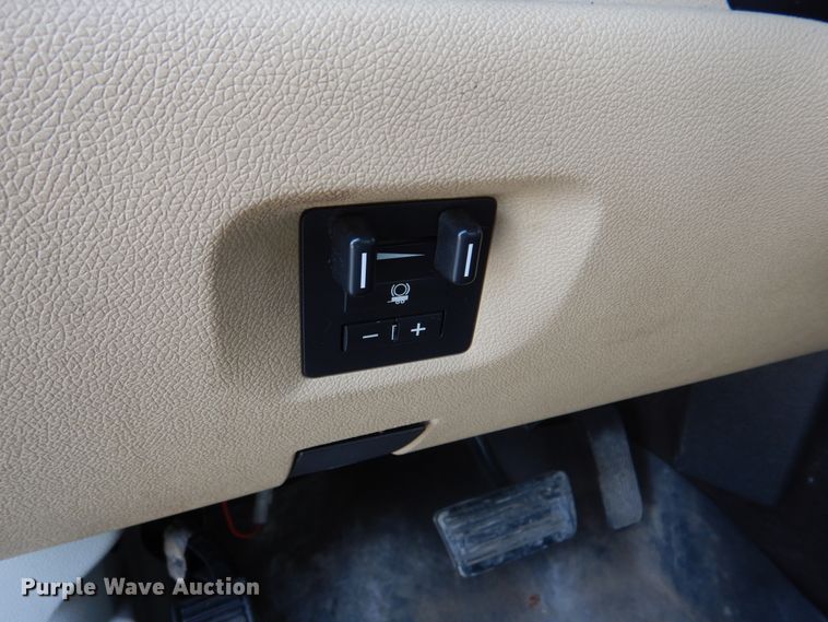 image for item DH8038 2009 Chevrolet Silverado 3500HD  Crew Cab pickup truck