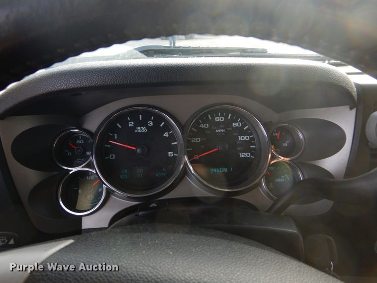 image for item DH8038 2009 Chevrolet Silverado 3500HD  Crew Cab pickup truck