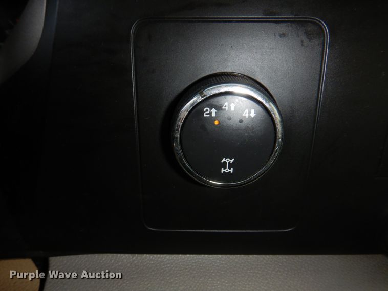 image for item DH8038 2009 Chevrolet Silverado 3500HD  Crew Cab pickup truck