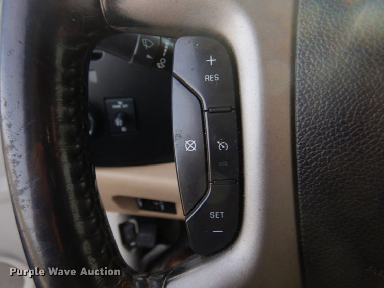 image for item DH8038 2009 Chevrolet Silverado 3500HD  Crew Cab pickup truck