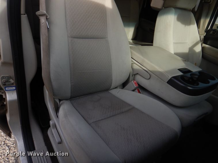 image for item DH8038 2009 Chevrolet Silverado 3500HD  Crew Cab pickup truck