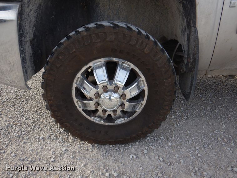 image for item DH8038 2009 Chevrolet Silverado 3500HD  Crew Cab pickup truck