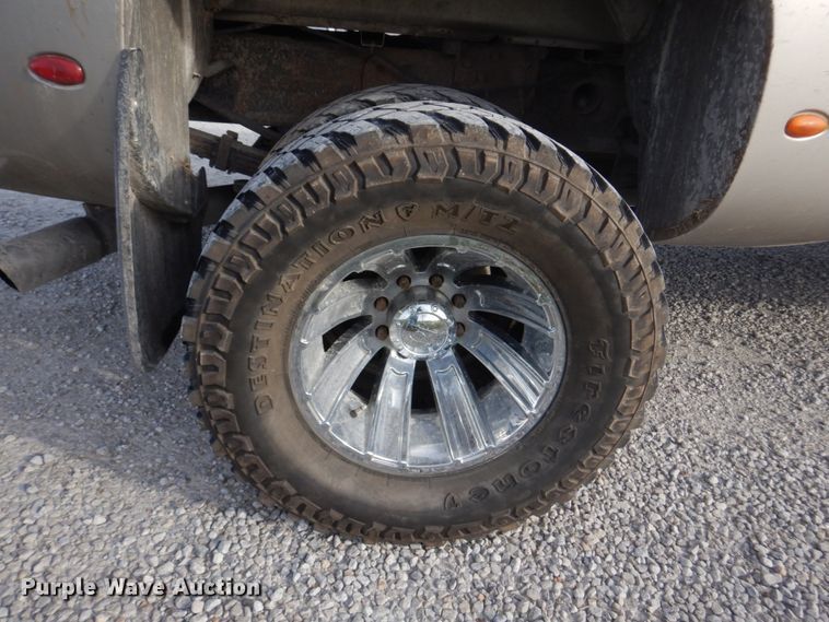 image for item DH8038 2009 Chevrolet Silverado 3500HD  Crew Cab pickup truck