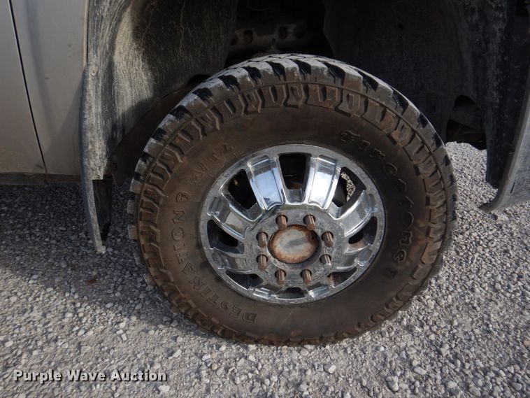 image for item DH8038 2009 Chevrolet Silverado 3500HD  Crew Cab pickup truck