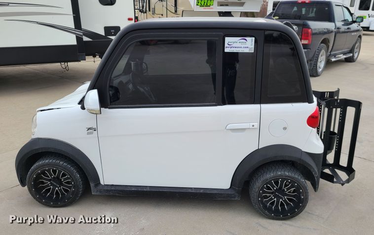 image for item DJ1603 Atomic Zipper EV  electric vehicle