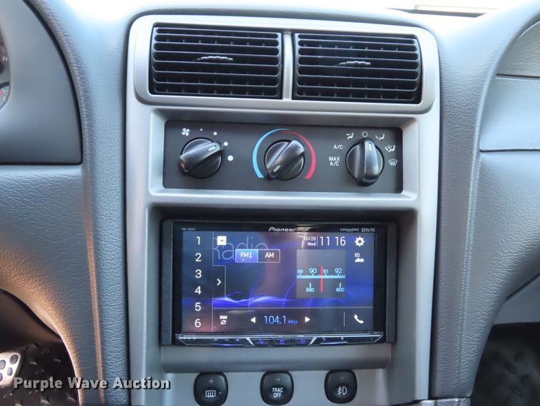 image for item DJ7433 2003 Ford Mustang GT  convertible