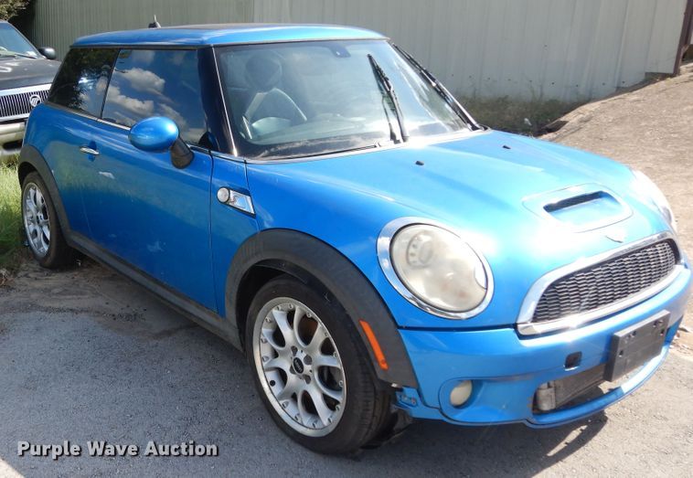 image for item DJ7435 2007 Mini Cooper S