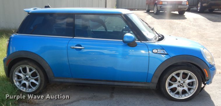 image for item DJ7435 2007 Mini Cooper S