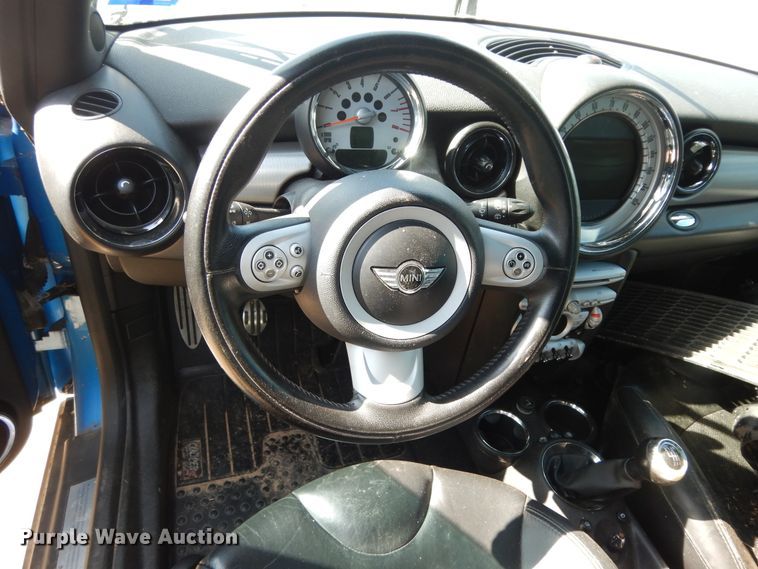 image for item DJ7435 2007 Mini Cooper S