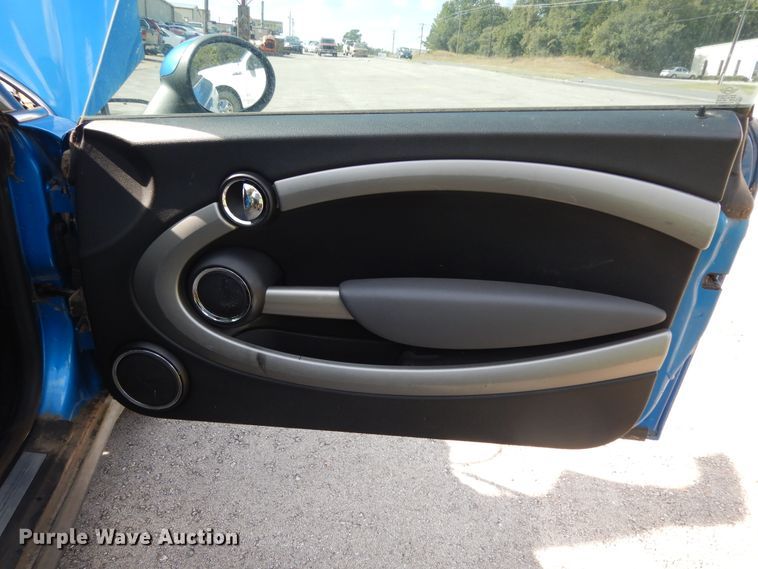 image for item DJ7435 2007 Mini Cooper S