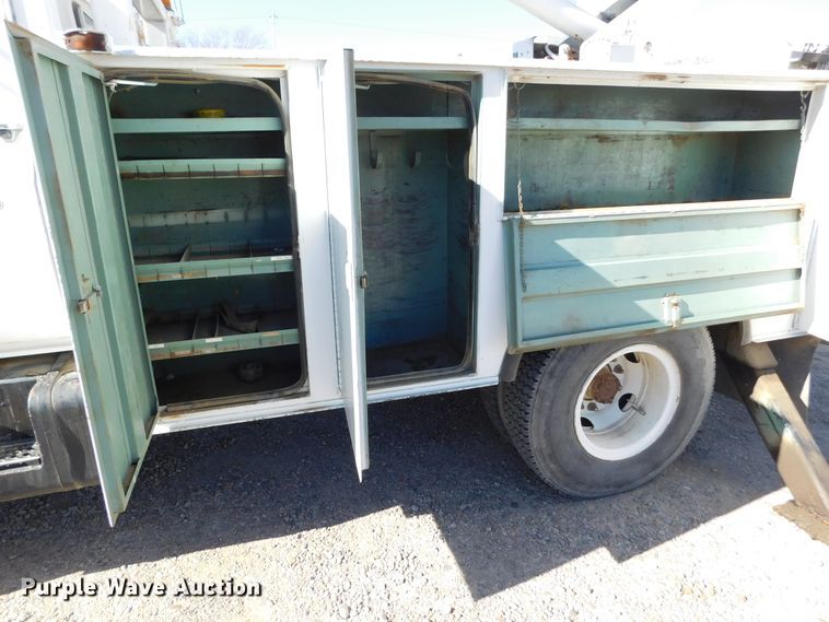 image for item DJ7552 1986 Chevrolet C70  bucket truck