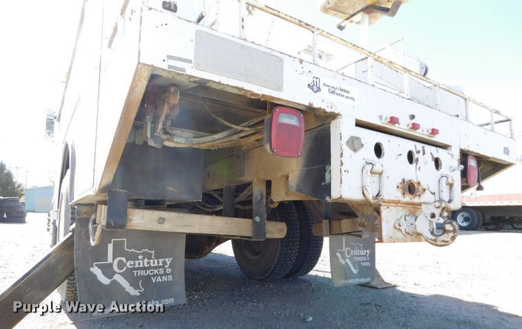 image for item DJ7552 1986 Chevrolet C70  bucket truck