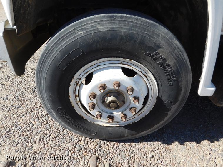 image for item DJ7552 1986 Chevrolet C70  bucket truck