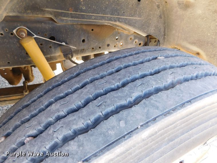 image for item DJ7552 1986 Chevrolet C70  bucket truck