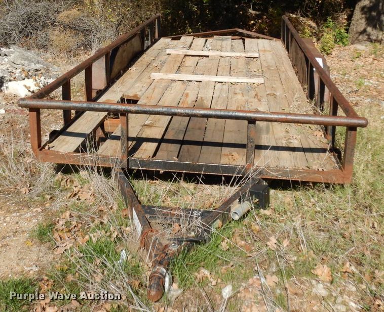 image for item DJ8122 2008 Apache  utility trailer