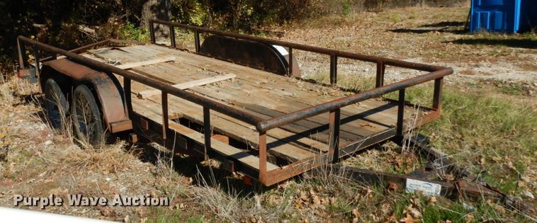 image for item DJ8122 2008 Apache  utility trailer