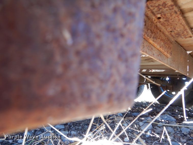 image for item DJ8122 2008 Apache  utility trailer