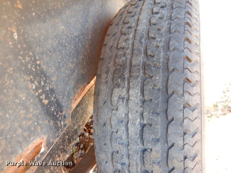 image for item DJ8122 2008 Apache  utility trailer