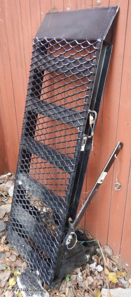 image for item DK1271 2018 East Texas  equipment trailer with wood chipper