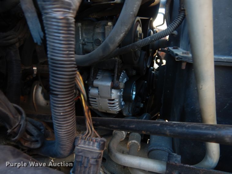 image for item DK3057 2005 GMC C7500  Crew Cab flatbed truck