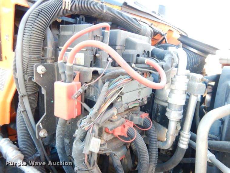 image for item DK3057 2005 GMC C7500  Crew Cab flatbed truck